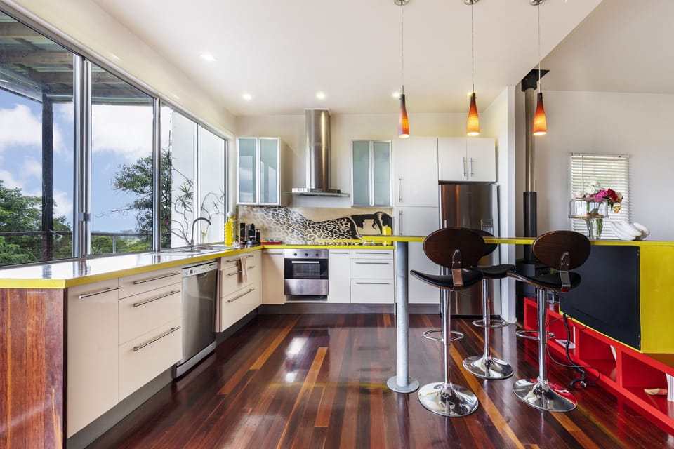 Panoramic House, 5 Bedrooms, Sea View, Sea Facing | Private kitchen | Espresso maker, coffee/tea maker, full-size fridge, oven