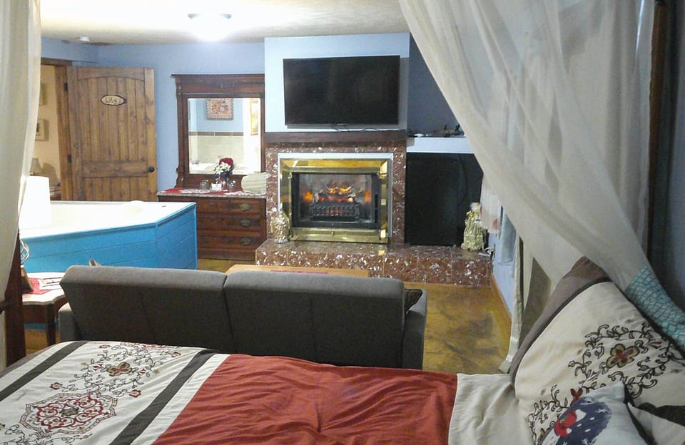 Standard Quadruple Room, Accessible, Ensuite (Lily)