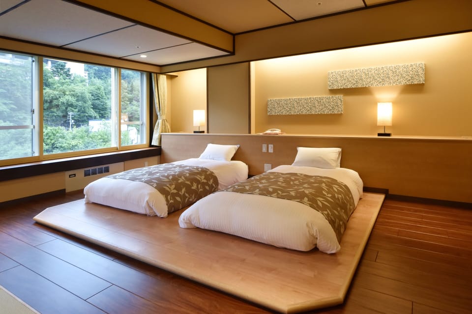 Premium bedding, down comforters, in-room safe, desk