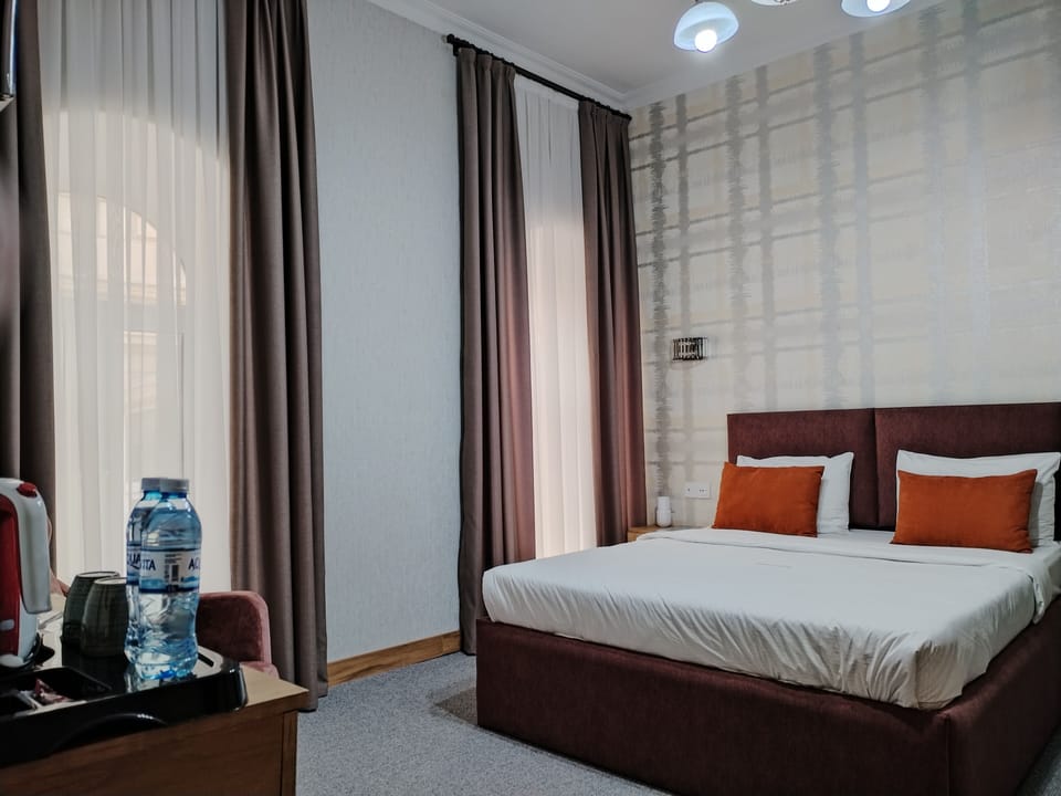 In-room safe, desk, blackout drapes, soundproofing