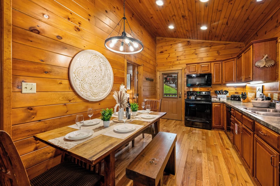 Kitchen/dining area. 