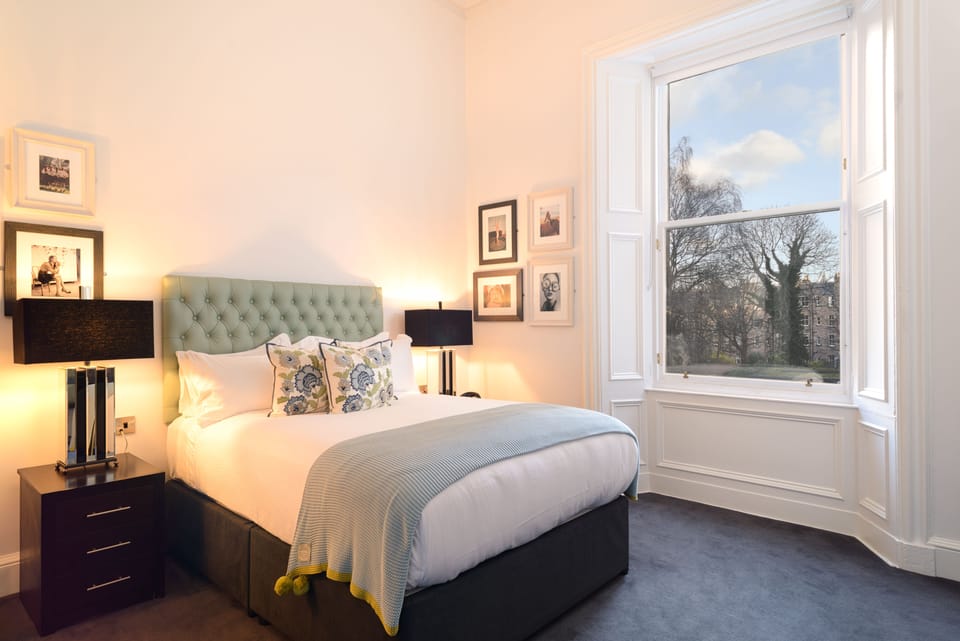 Standard Double Room, 1 King Bed, Park View | Premium bedding, pillowtop beds, individually decorated