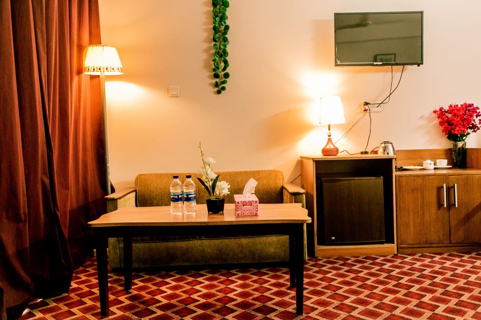 Deluxe Single Room | 1 bedroom, premium bedding, down comforters, Select Comfort beds