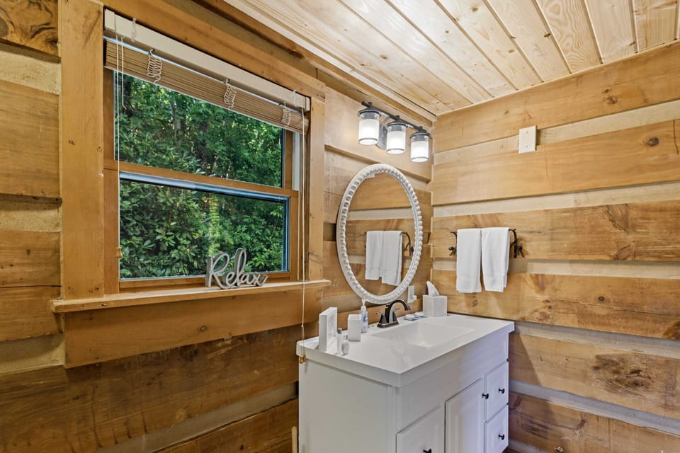 Master Bathroom Vanity