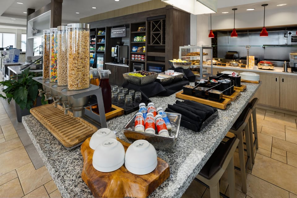 Daily continental breakfast (USD 14.00 per person)