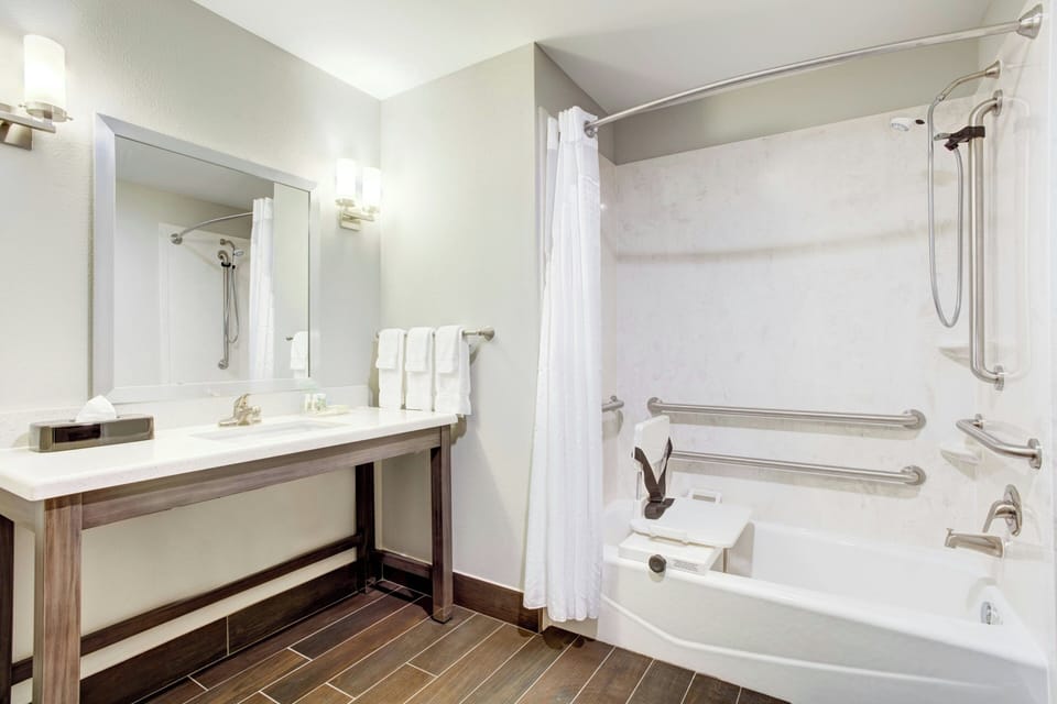 Holiday Inn & Suites Lafayette North by IHG Hotel in Lafayette