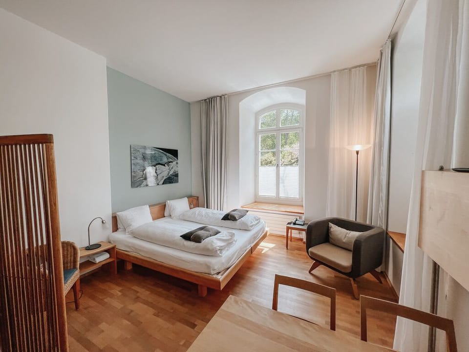 Family Room | Premium bedding, in-room safe, soundproofing, free cribs/infant beds