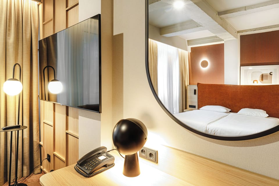 Superior Double Room | In-room safe, desk, laptop workspace, blackout drapes