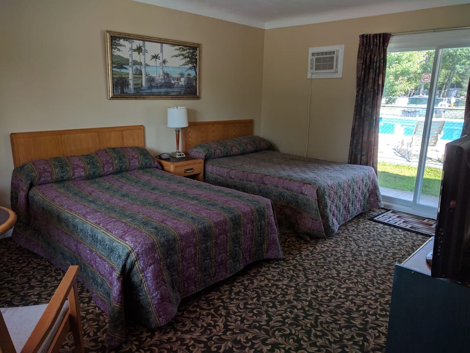 Standard Double Room | Desk, rollaway beds, free WiFi, bed sheets