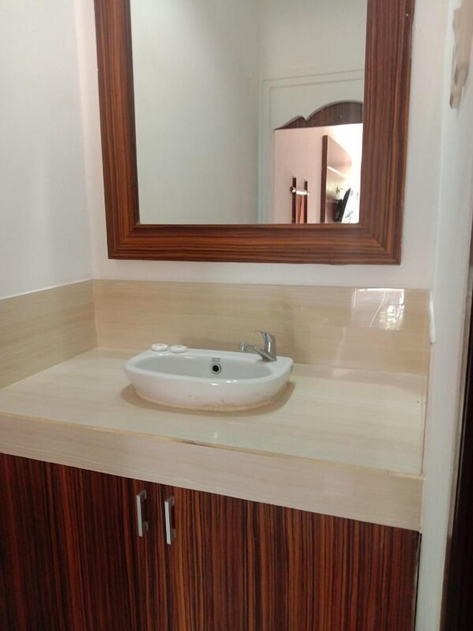 Superior Room | Bathroom | Towels