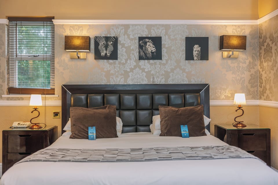 Presidential Suite | In-room safe, desk, iron/ironing board, free cribs/infant beds