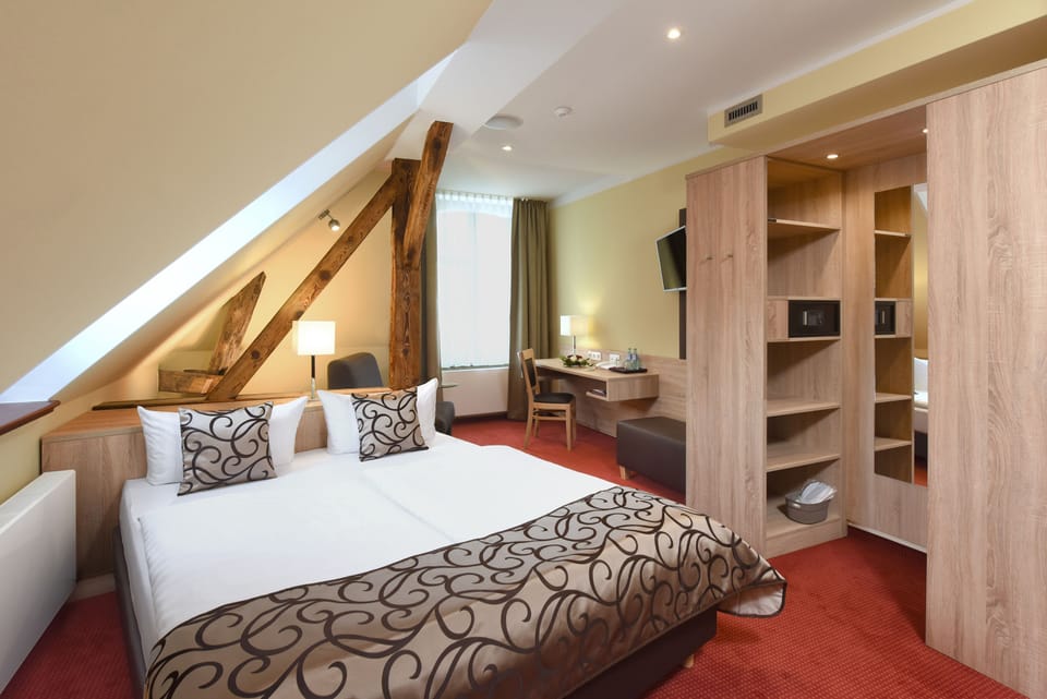 Superior Apartment | Premium bedding, minibar, in-room safe, desk
