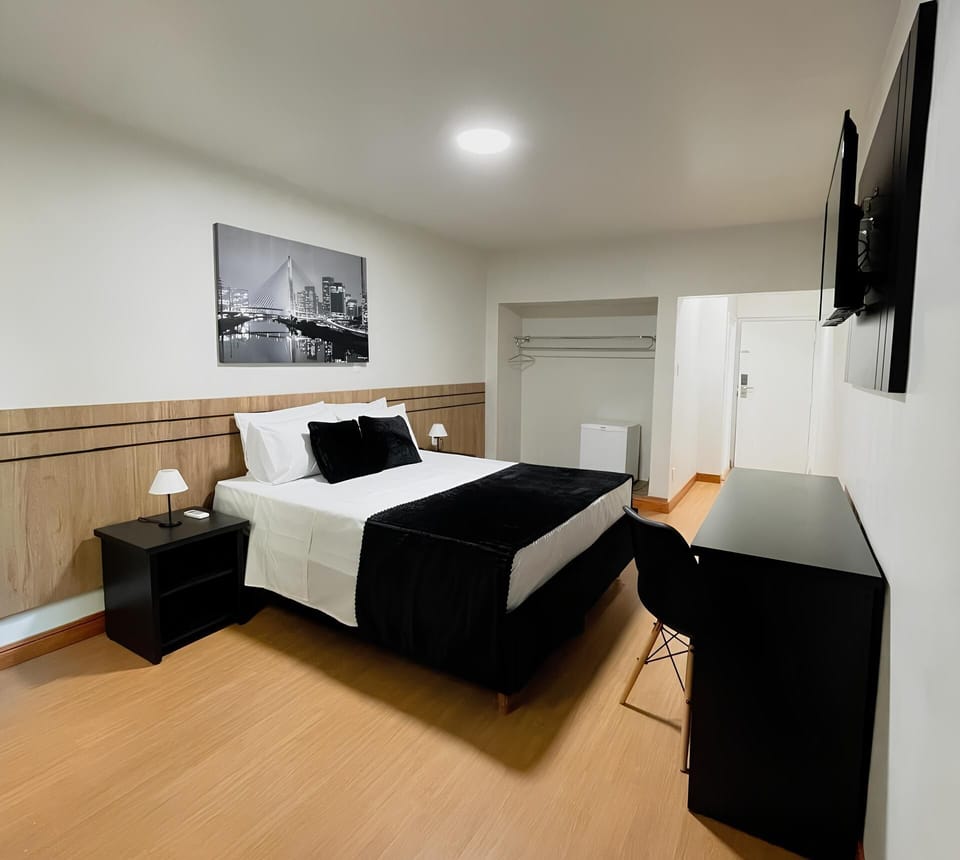 Superior Room | Minibar, desk, free WiFi, bed sheets