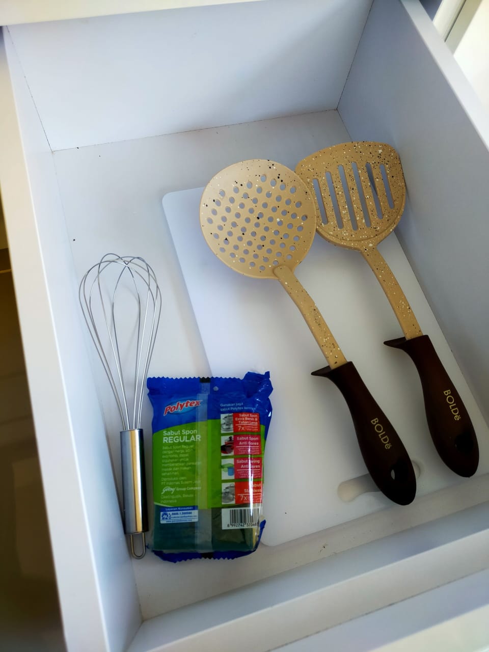 Shared fridge, microwave