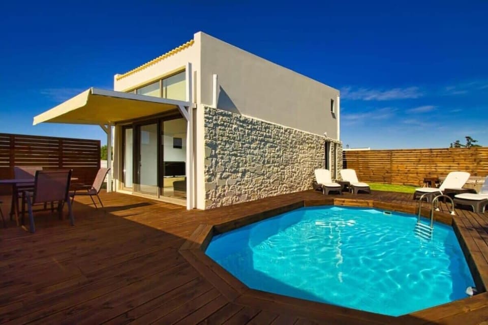 Elegant Pool Area