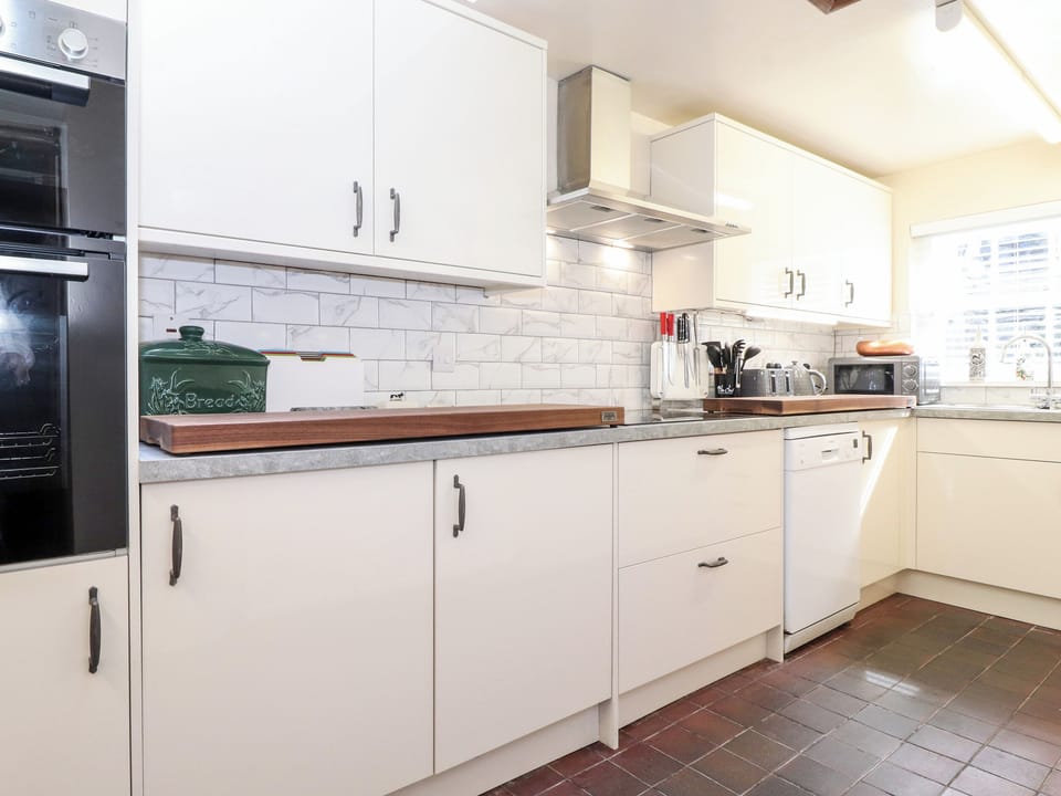 Fridge, dishwasher, electric kettle, toaster