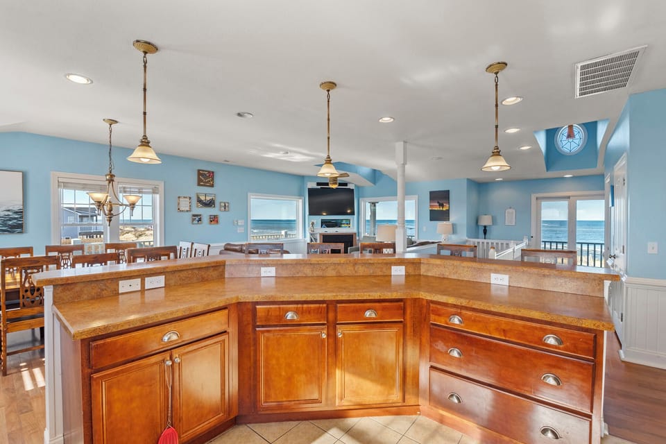 KH1414: Pete's Place | Top Level Kitchen