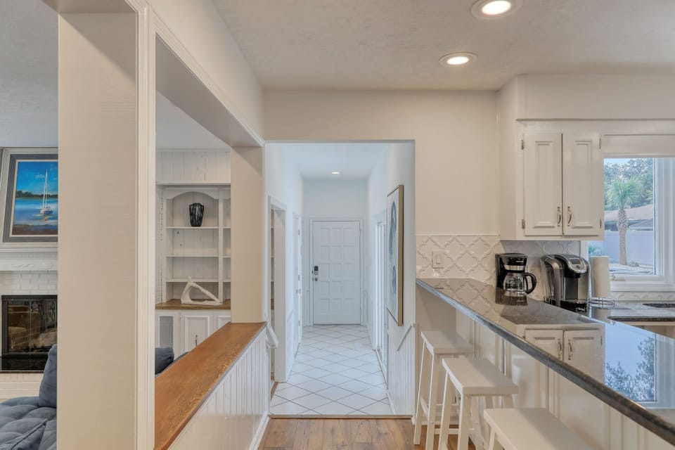 Kitchen Bar