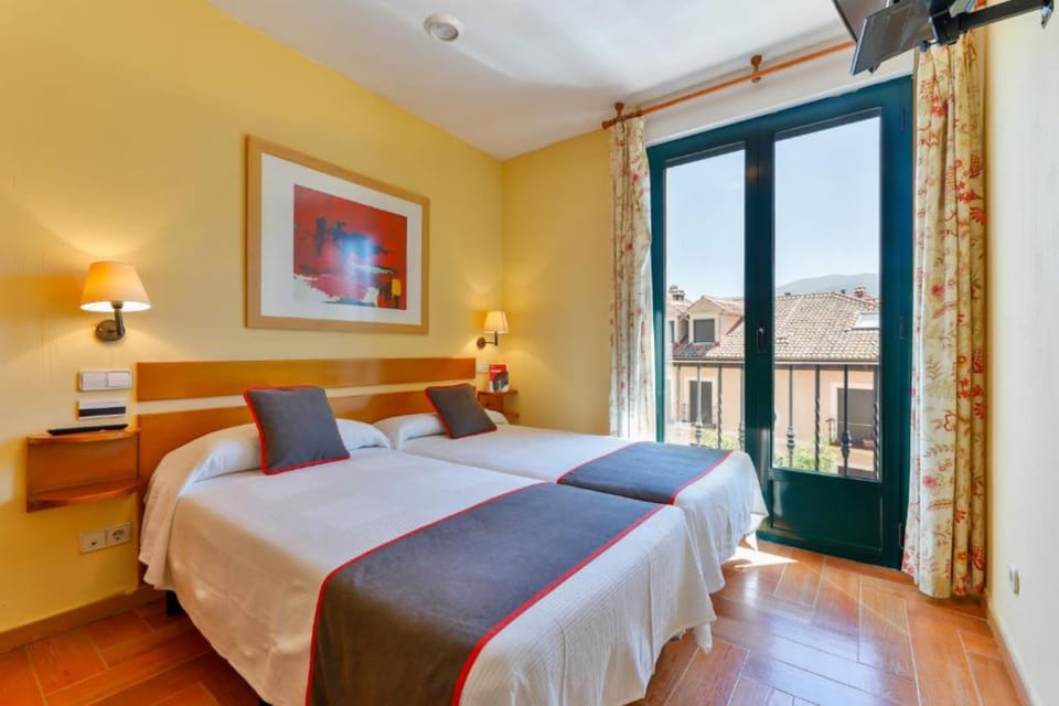 Basic Double or Twin Room