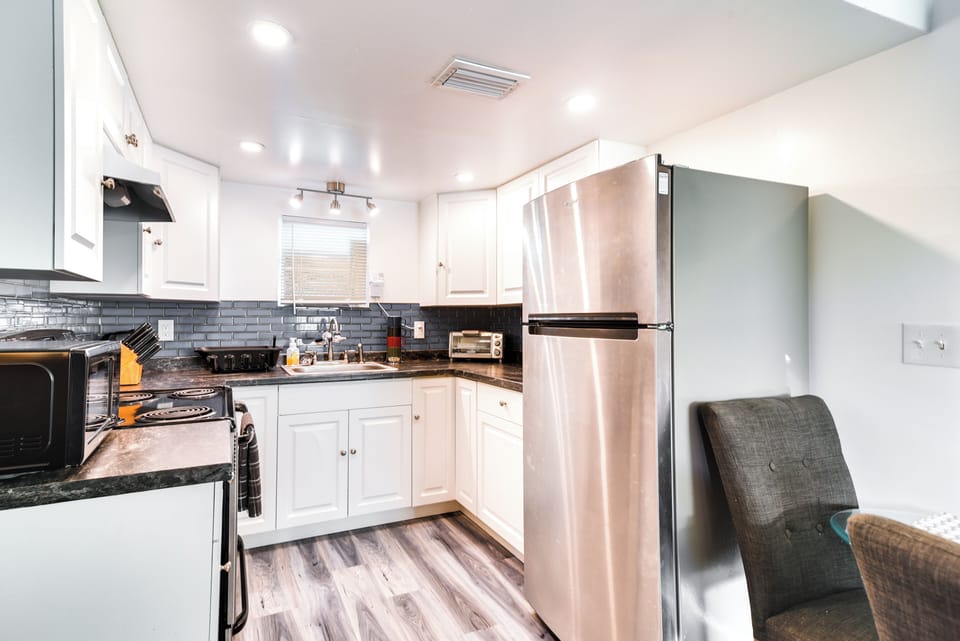Kitchen | Cooking Basics | Knife Set | Toaster Oven
