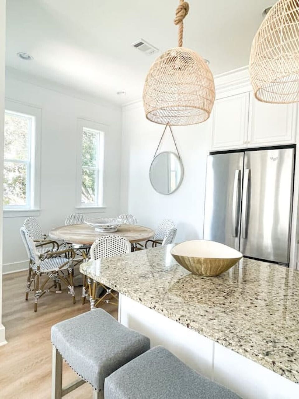 Kitchen/Dining Area