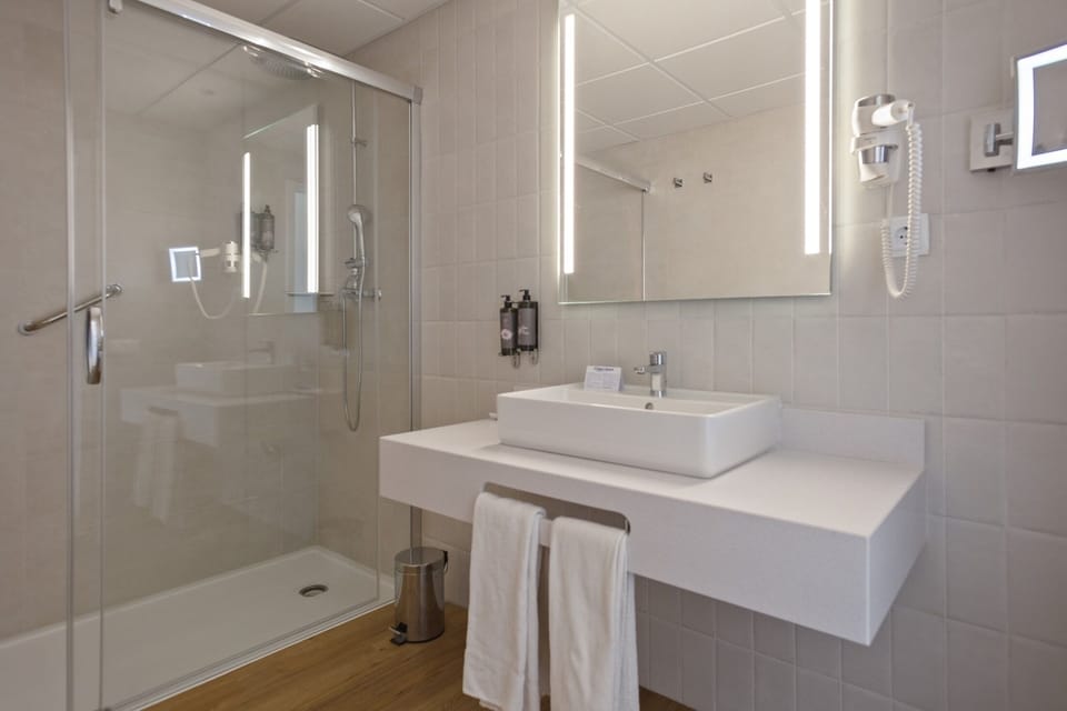 Free toiletries, hair dryer, towels