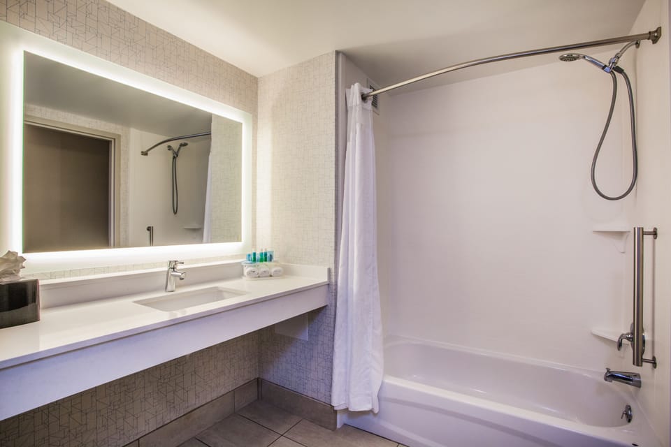Hair dryer, towels