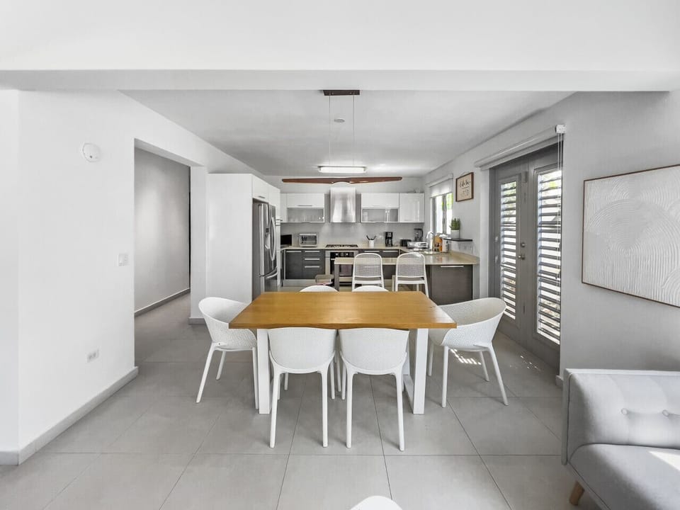 Smartly designed studio kitchen for effortless meal prep