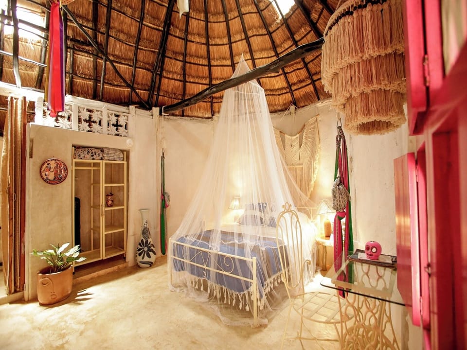 Casa Maya | Individually decorated, individually furnished, desk, laptop workspace