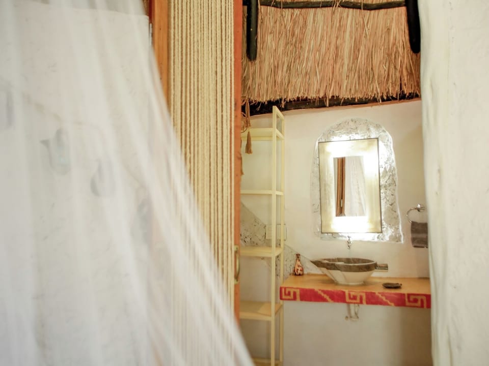 Tho | Bathroom | Shower, eco-friendly toiletries, towels, soap