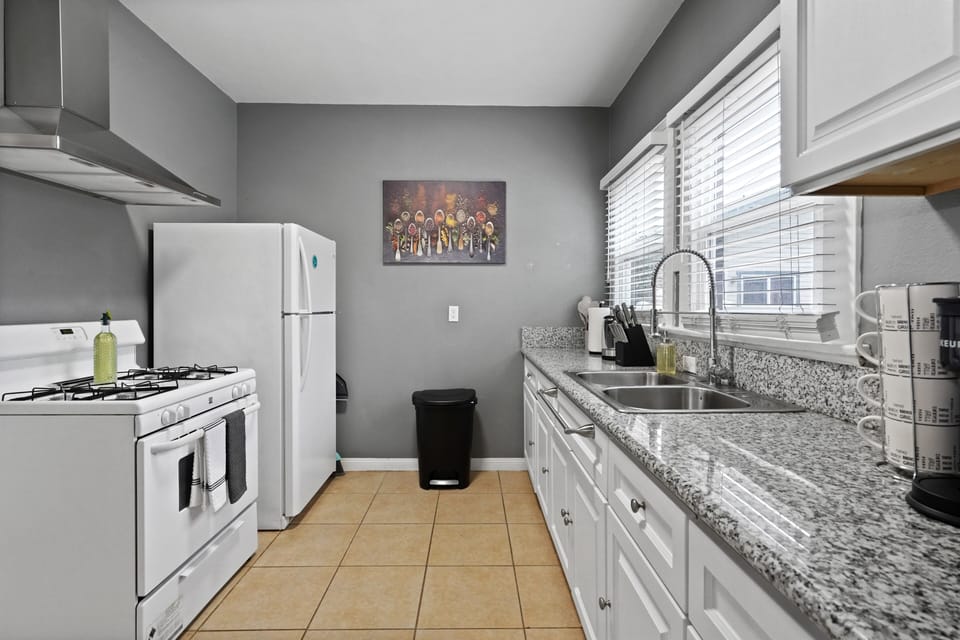 Full Kitchen with all cooking essentials