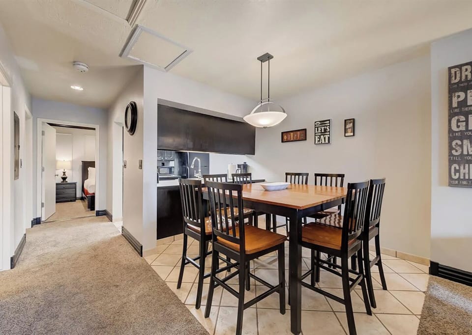 Dining / Kitchen / Hallway