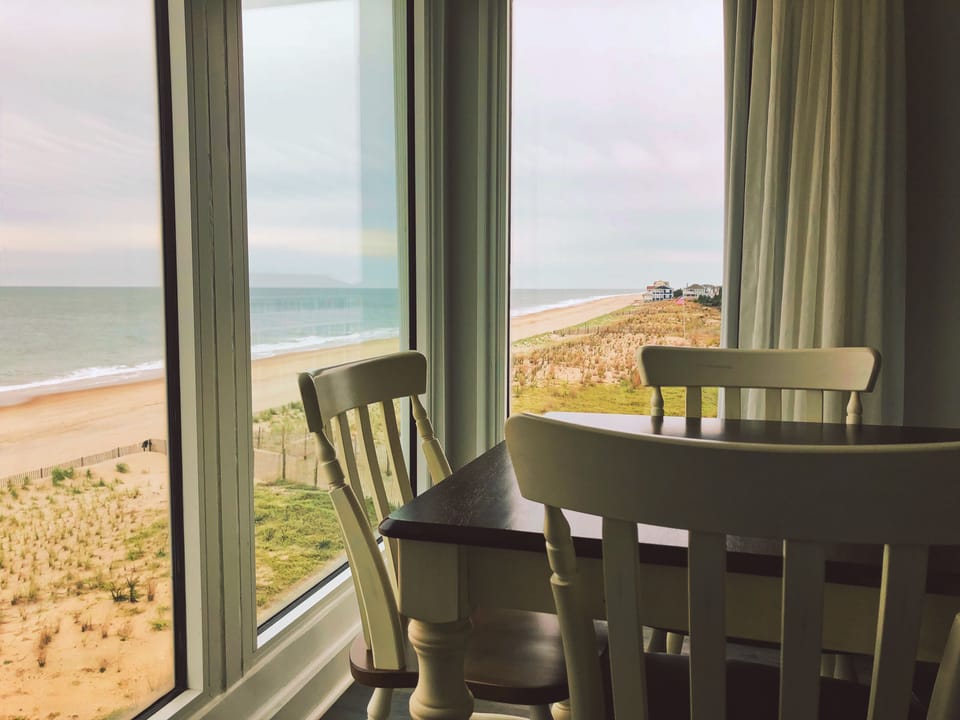Direct Oceanfront Room,1 King Bed with Sofa bed | Beach/ocean view
