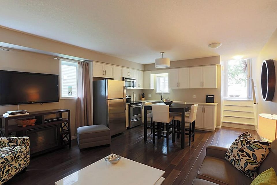 One-Bedroom Townhome-14 | Living area