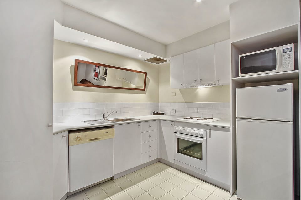 Microwave, electric kettle, toaster