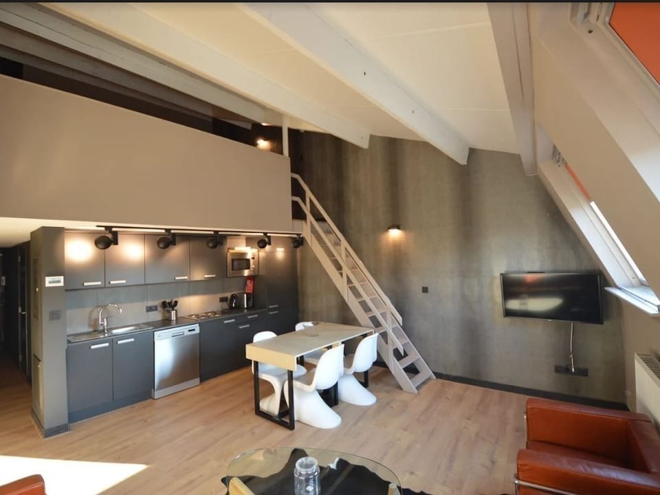 1 bedroom, in-room safe, blackout drapes, soundproofing
