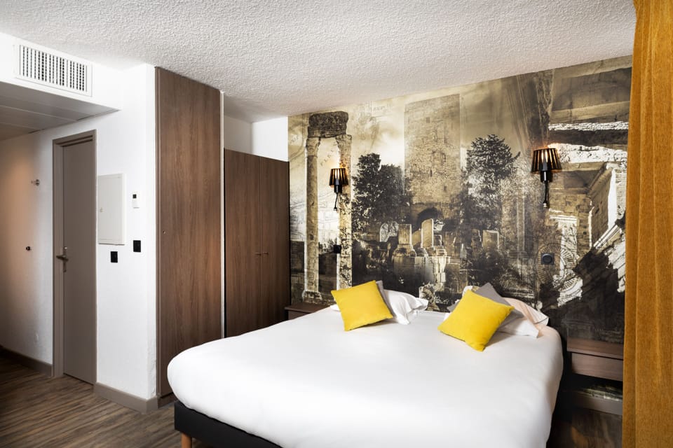 Minibar, in-room safe, free cribs/infant beds, WiFi