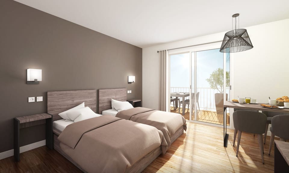 Minibar, in-room safe, free cribs/infant beds, WiFi