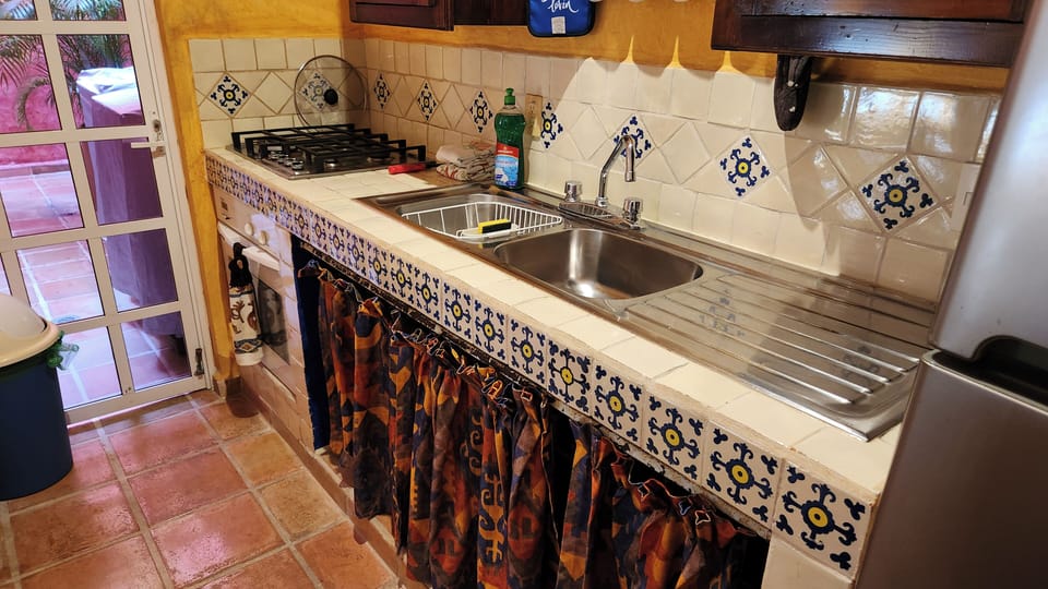 Oven, kitchen islands