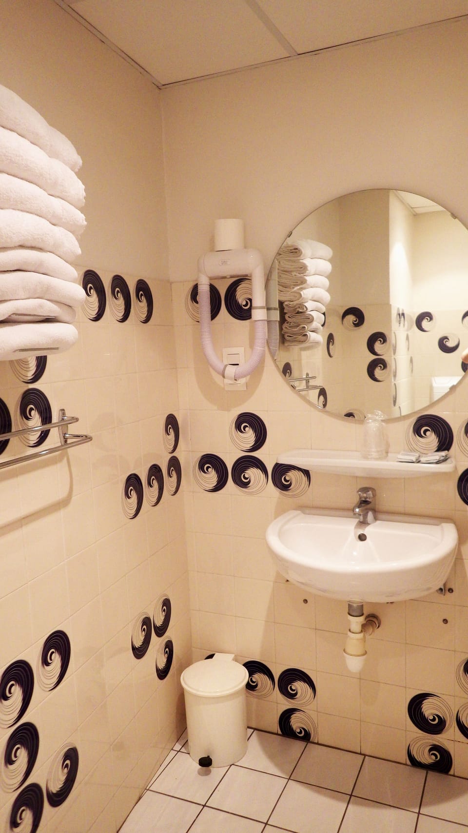 Free toiletries, hair dryer, towels