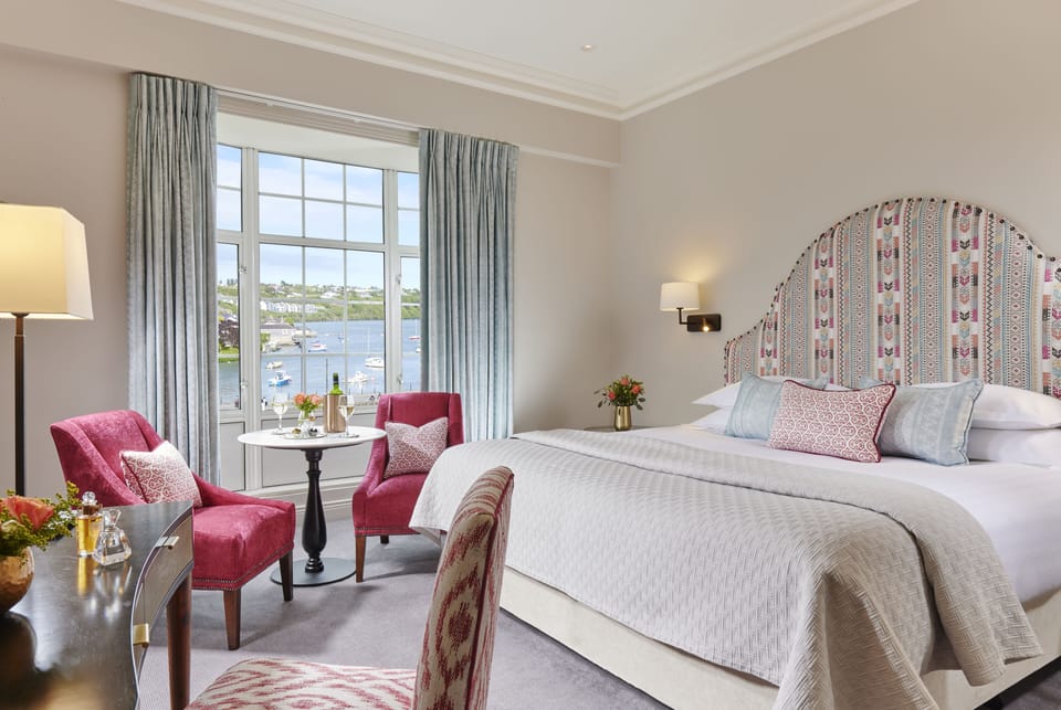 Harbour View Room | Hypo-allergenic bedding available, desk, laptop workspace