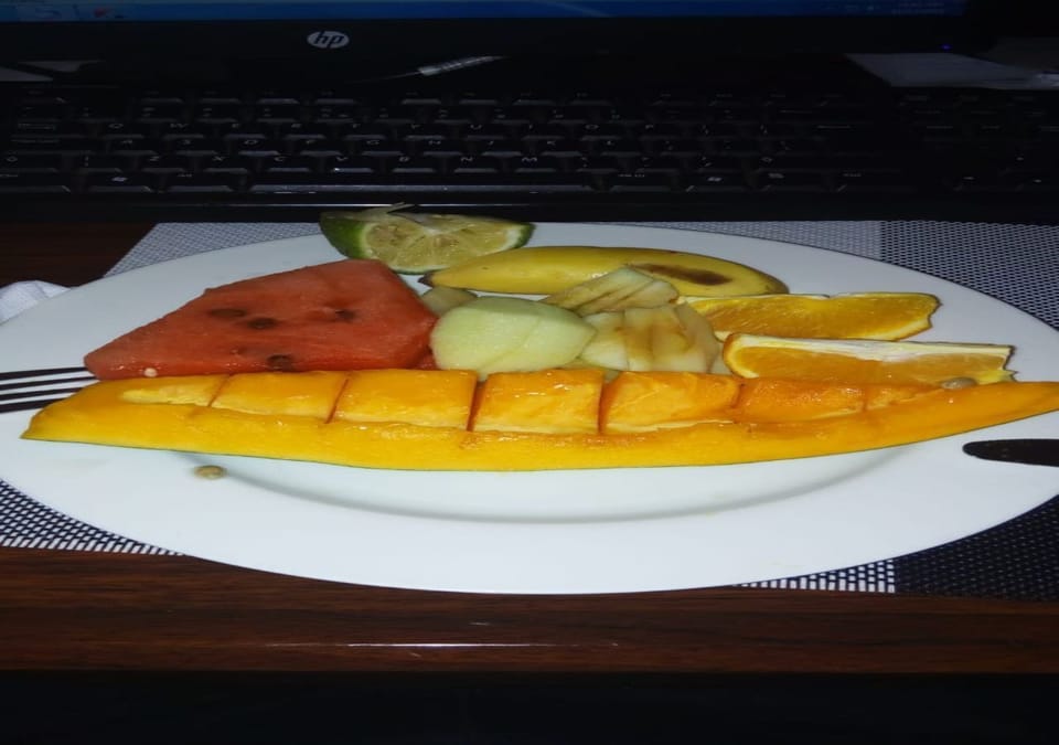 Free daily English breakfast