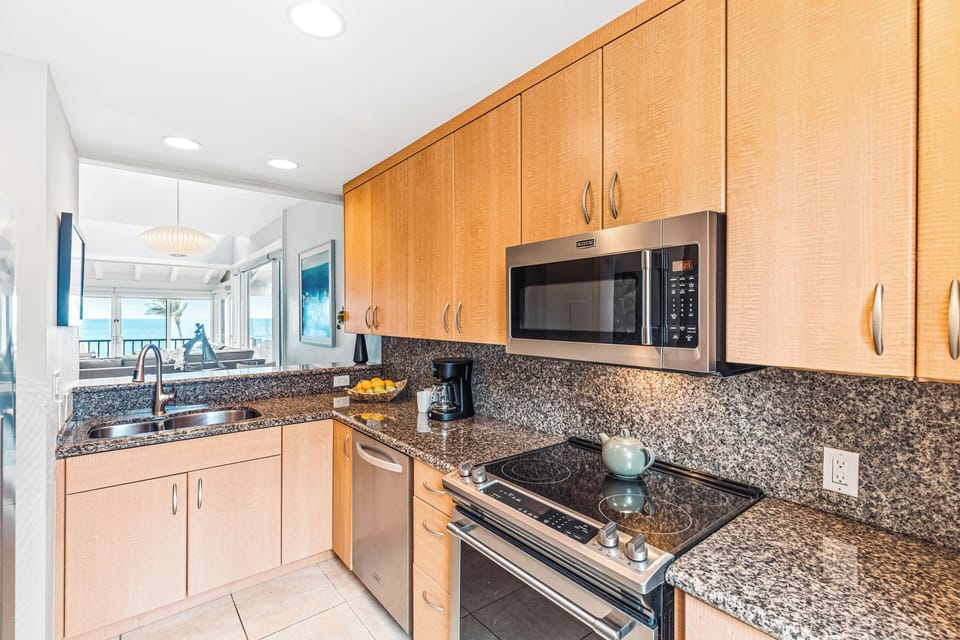 Fully equipped kitchen