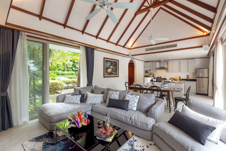 Villa | Living area