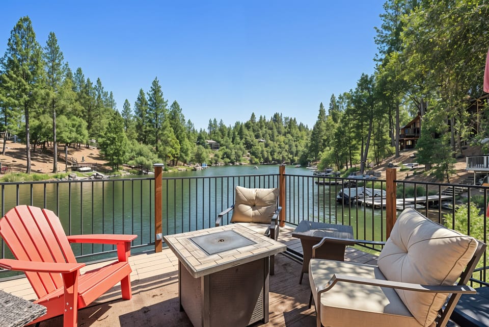 House, 4 Bedrooms | Terrace/patio