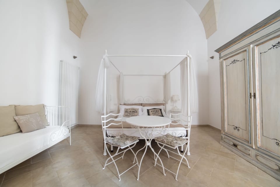 Laptop workspace, blackout drapes, soundproofing, cribs/infant beds