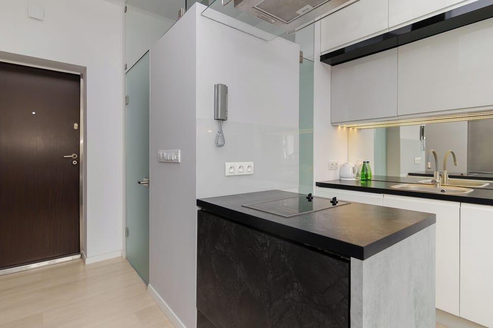 Comfort Apartment | Private kitchen | Mini-fridge, microwave, stovetop, dishwasher