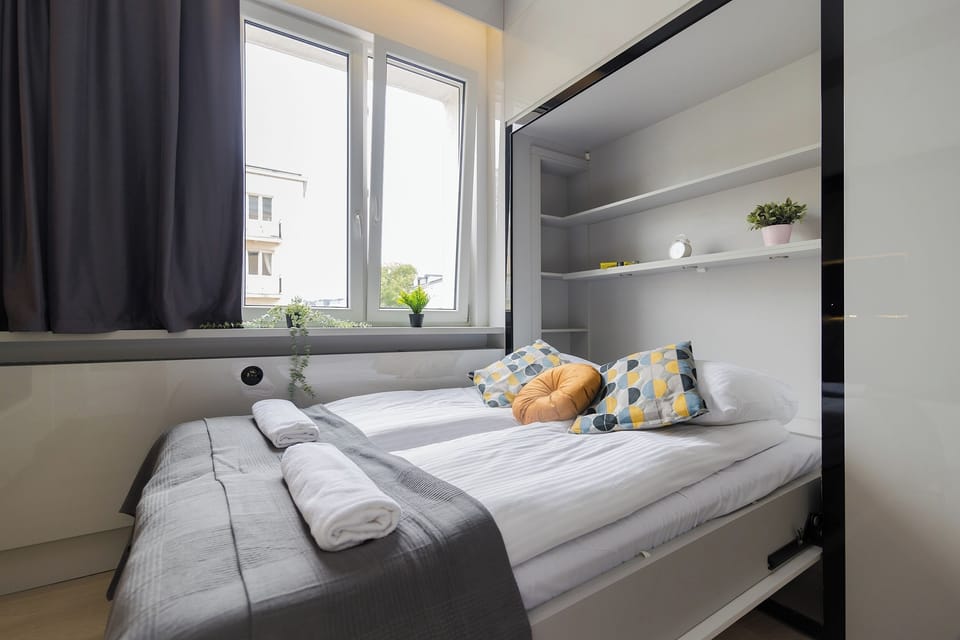 Comfort Apartment | 1 bedroom, blackout drapes, iron/ironing board, WiFi (free)
