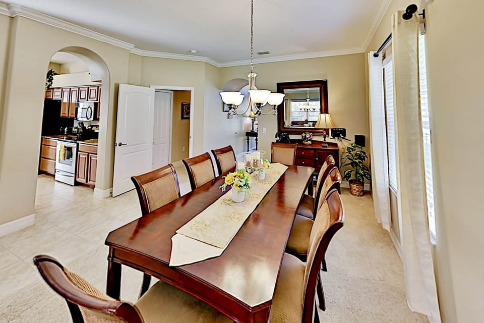 Luxury House | Dining room