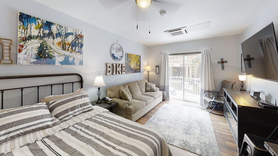 Home Decor, Indoors, Bedroom, Furniture, Bed
